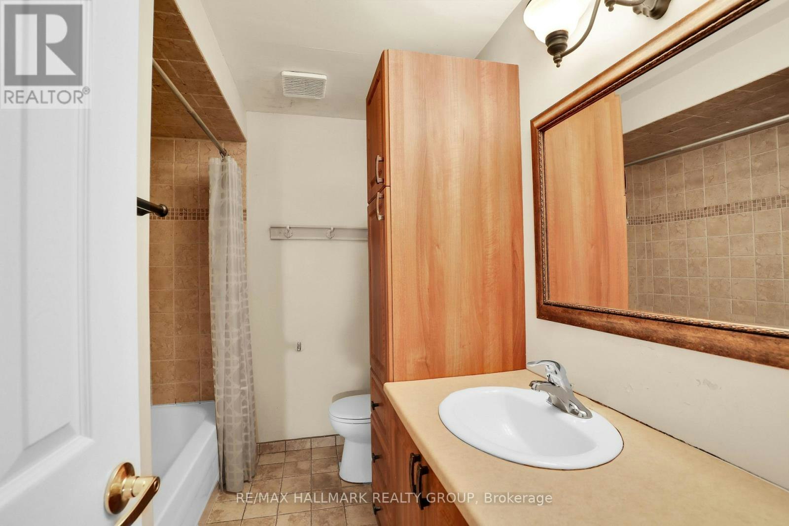 924 Dynes Road, Ottawa, ON, K2C 0G8 - 13