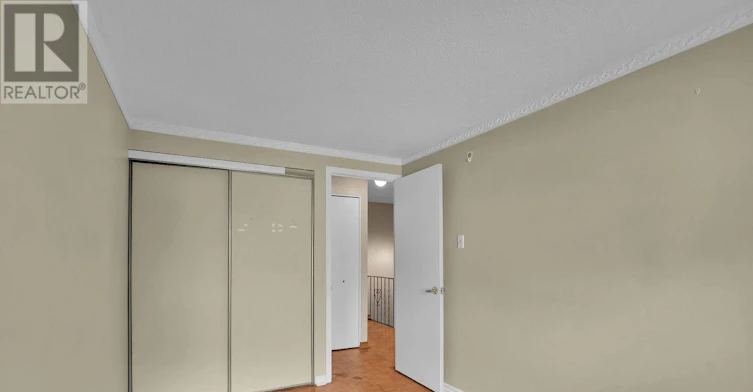 924 Dynes Road, Ottawa, ON, K2C 0G8 - 9