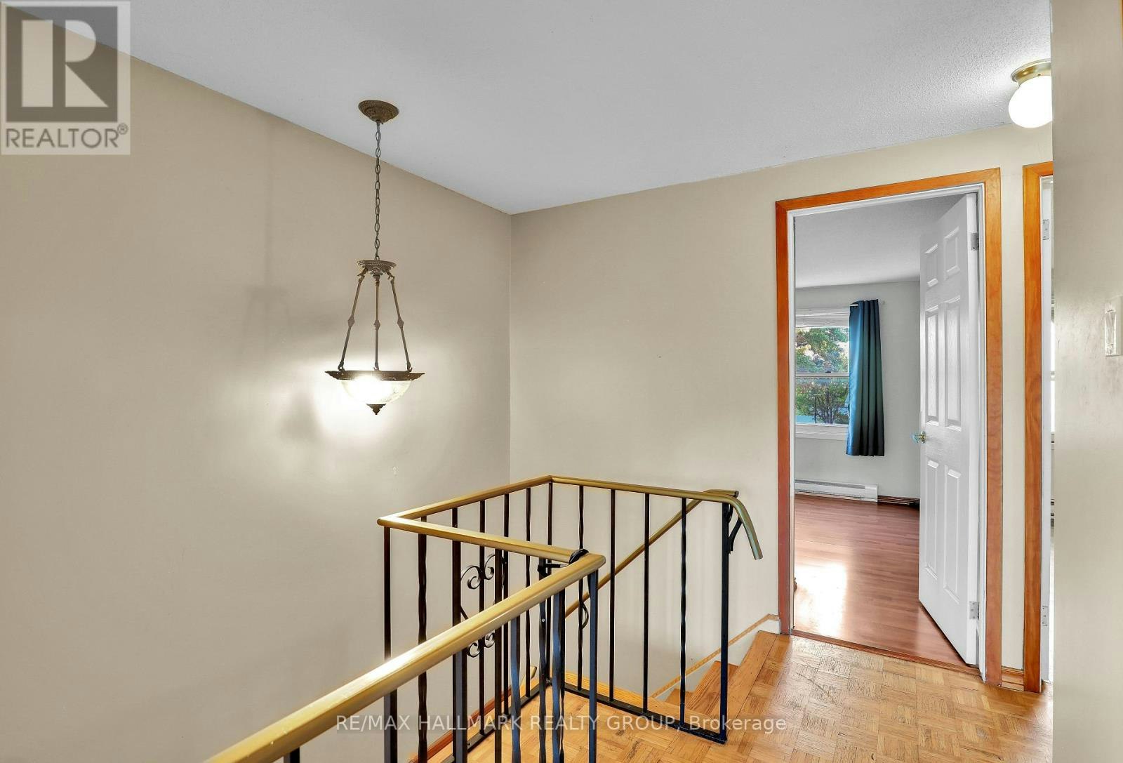 924 Dynes Road, Ottawa, ON, K2C 0G8 - 10