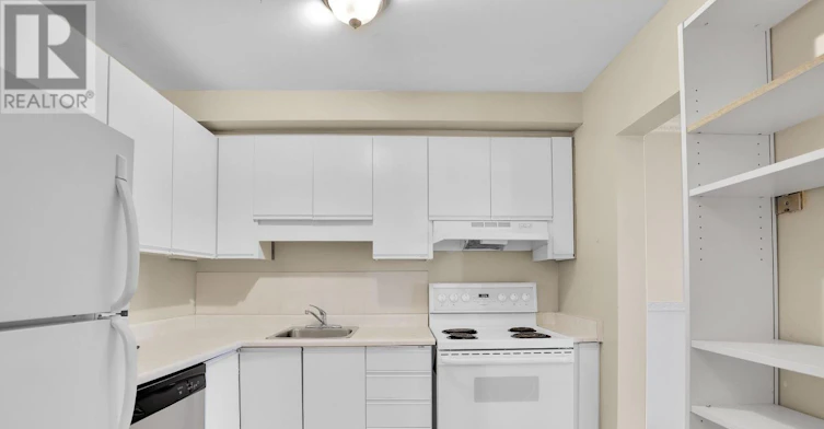 924 Dynes Road, Ottawa, ON, K2C 0G8 - 5