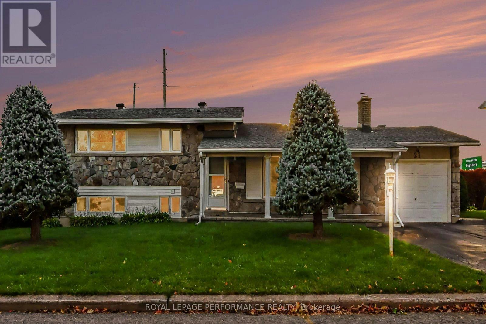 21 Pulford Crescent, Ottawa, ON, K2B 6L6