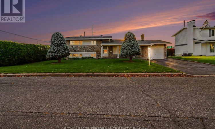 21 Pulford Crescent