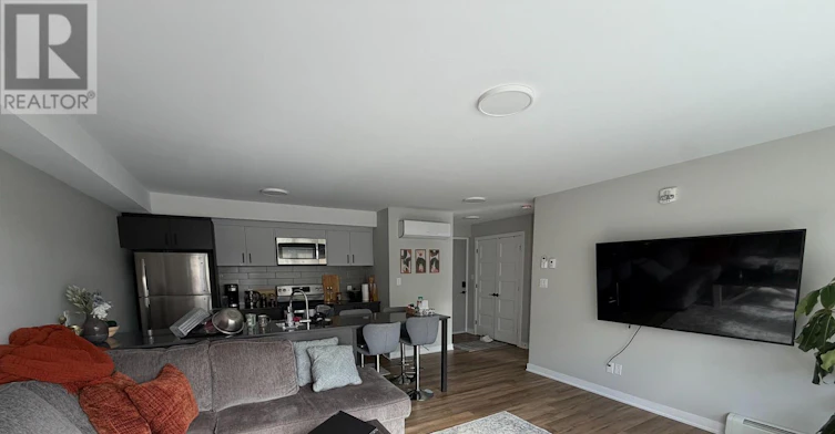 104-1305 Summerville Avenue, Ottawa, ON, K1Z 8G7 - 3