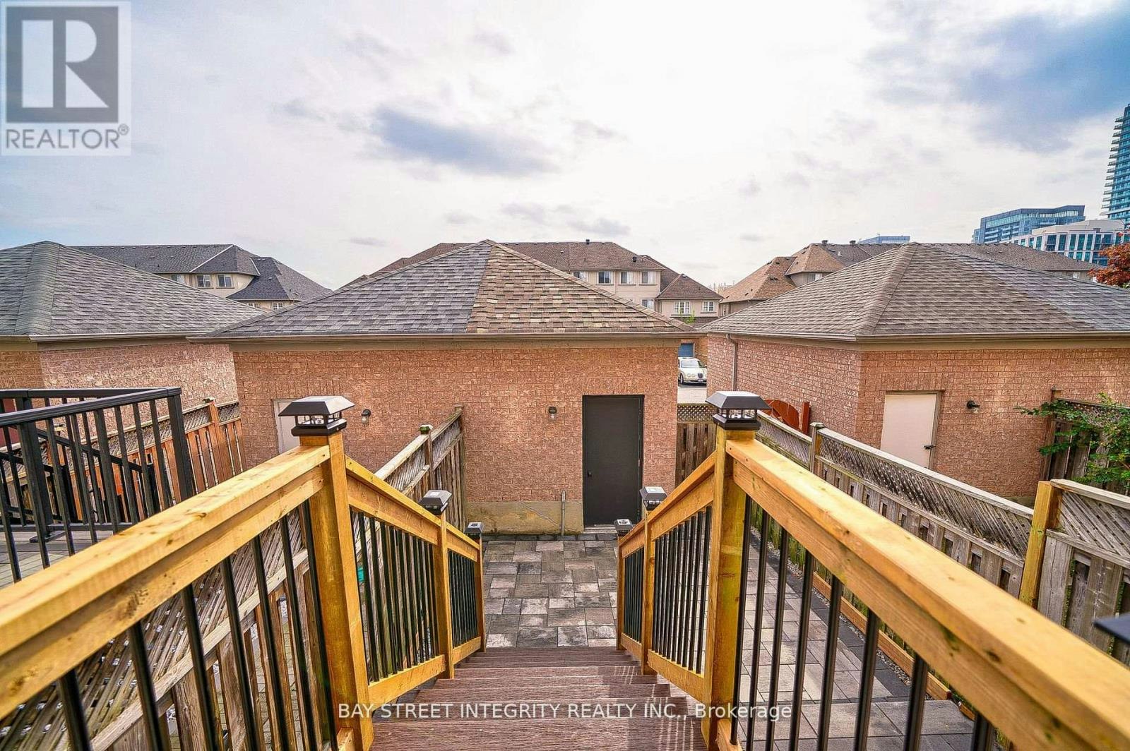75 Selkirk Drive, Richmond Hill, ON, L4B 4S4 - 16