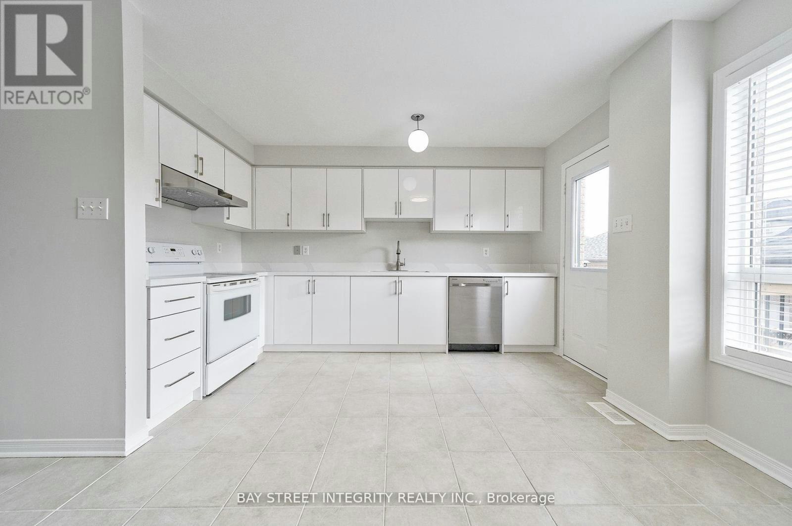 75 Selkirk Drive, Richmond Hill, ON, L4B 4S4 - 5