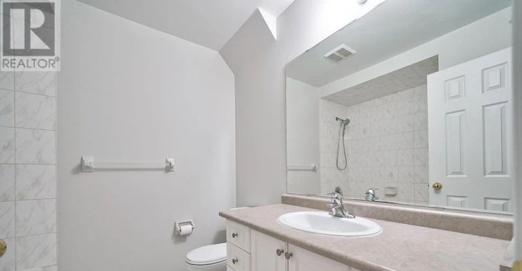 75 Selkirk Drive, Richmond Hill, ON, L4B 4S4 - 12