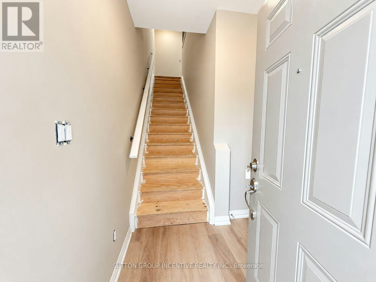 7-1 Riverdale Drive, Wasaga Beach, ON, L9Z 1E9 - 4