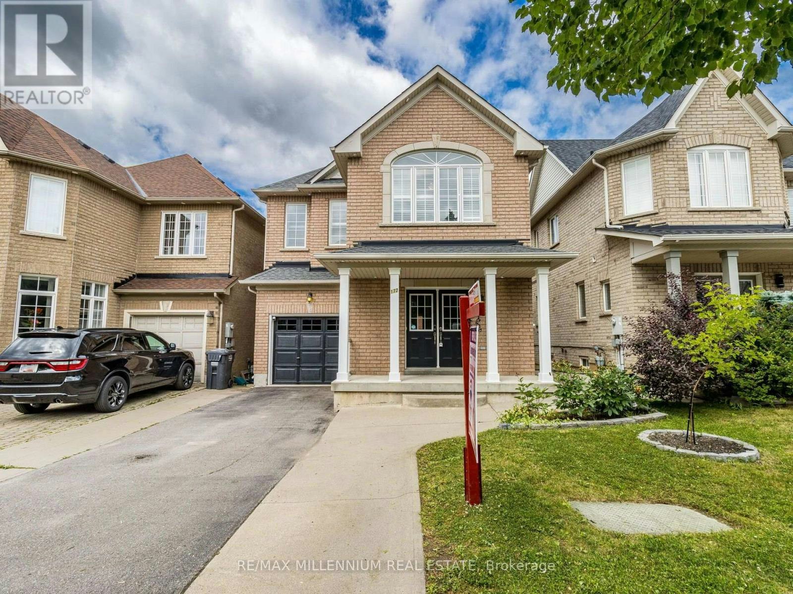 172 Pefferlaw Circle, Brampton, ON, L6Y 0L2