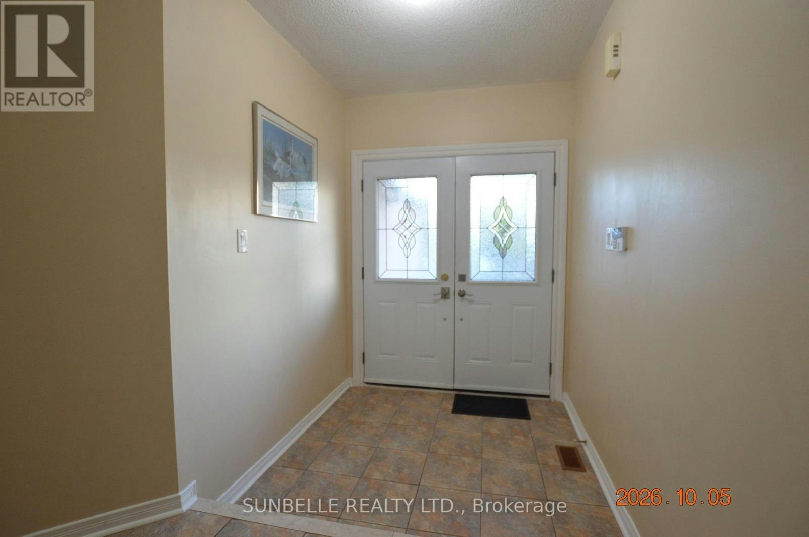 5709 Volpe Avenue, Mississauga, ON, L5V 3A5 - 4