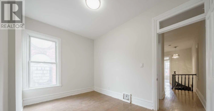 138 Victoria Avenue N, Hamilton, ON, L8L 5E8 - 8