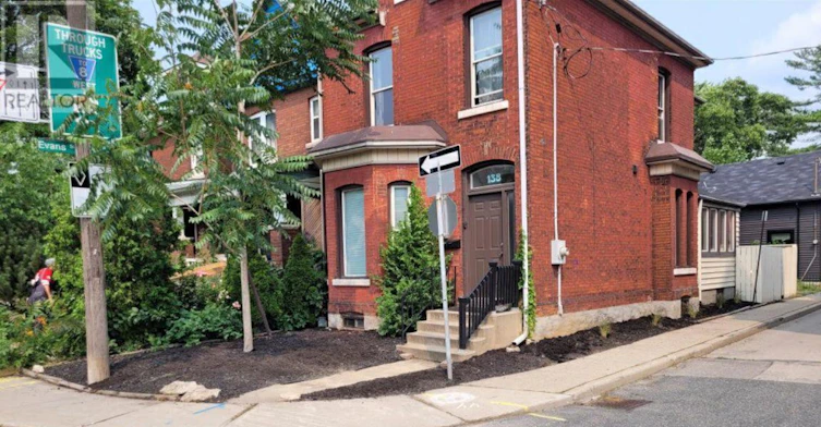 138 Victoria Avenue N, Hamilton, ON, L8L 5E8 - 10