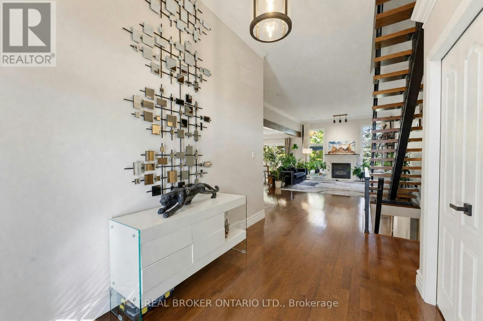 70 Deer Ridge Crescent, Kitchener, ON, N2P 2L2 - 4