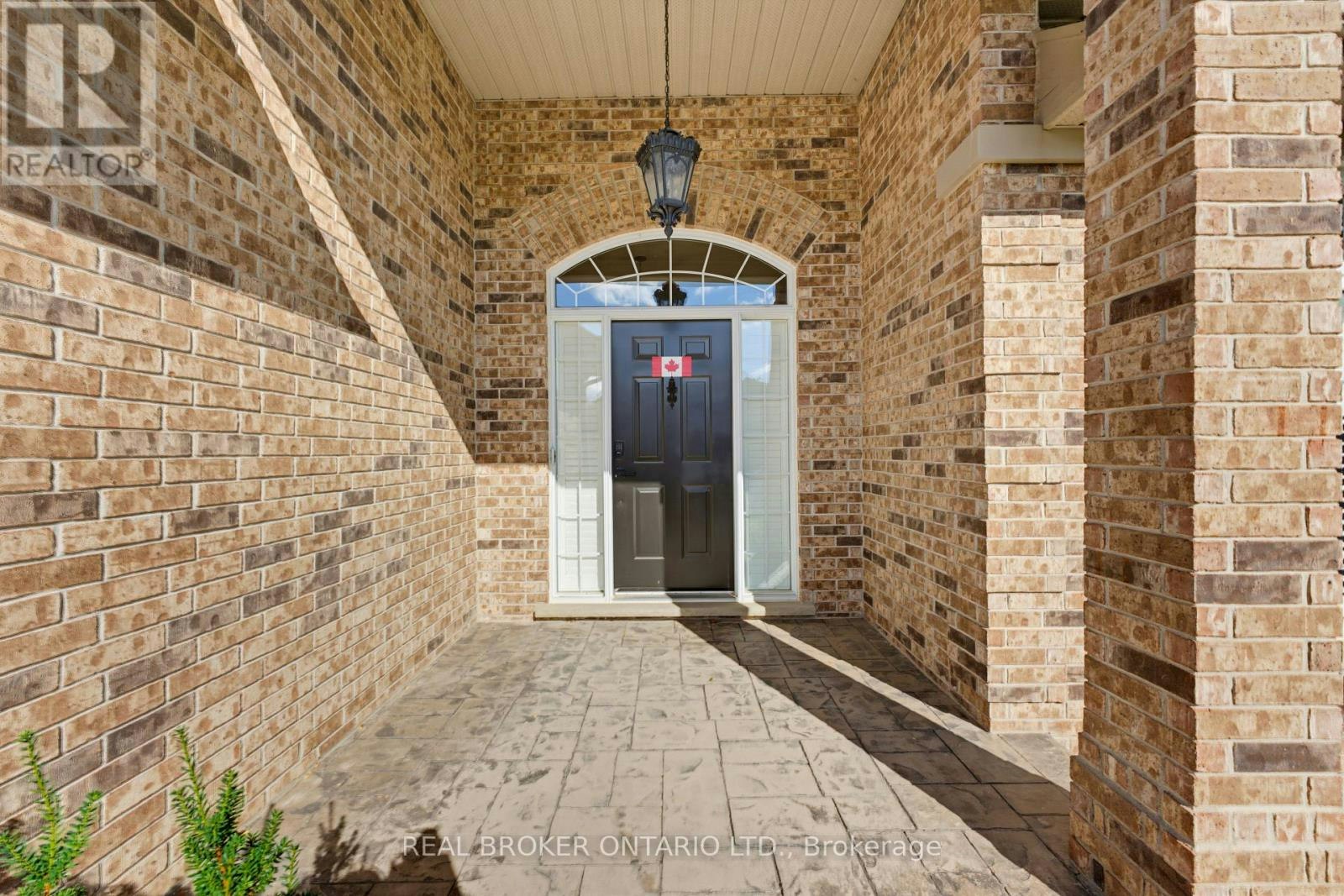 70 Deer Ridge Crescent, Kitchener, ON, N2P 2L2 - 2