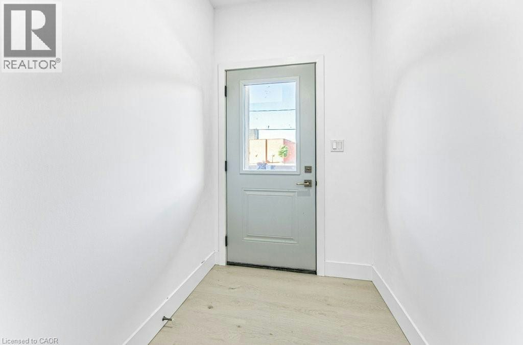 1-64 Gage Avenue, Kitchener, ON, N2G 2E2 - 7