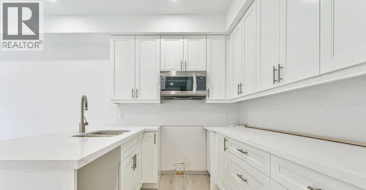 1-64 Gage Avenue, Kitchener, ON, N2G 2E2 - 2