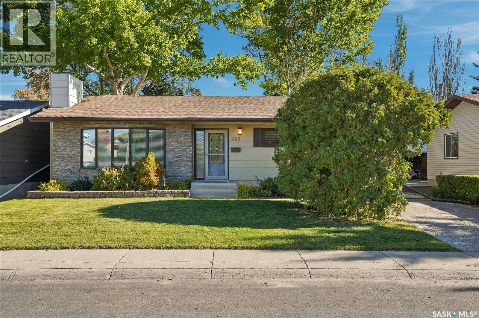 222 Smith Road, Saskatoon, SK, S7M 4Z5