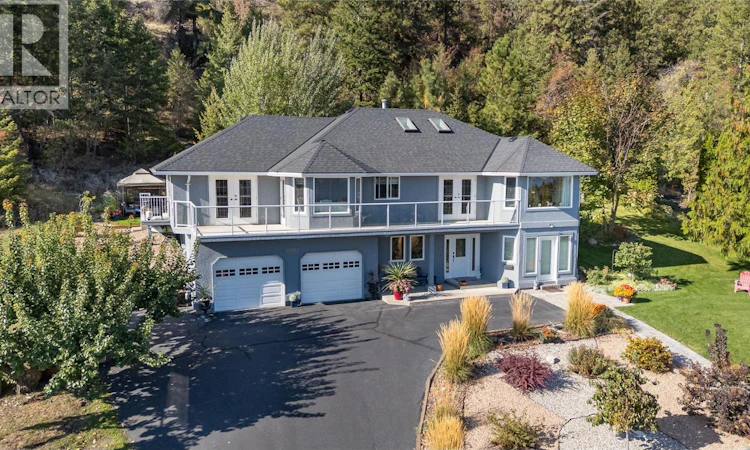 10804 Giants Head Road