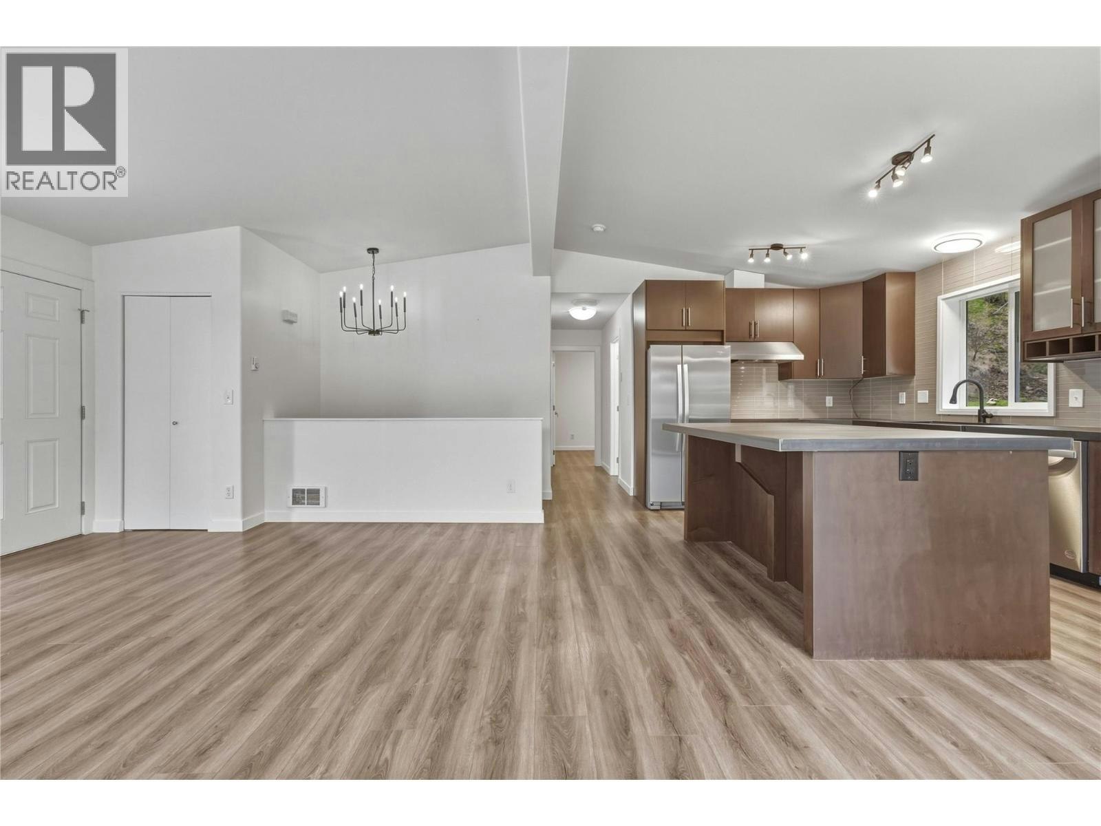 10824 Westshore Road, West Kelowna, BC, V1H 2C3 - 7