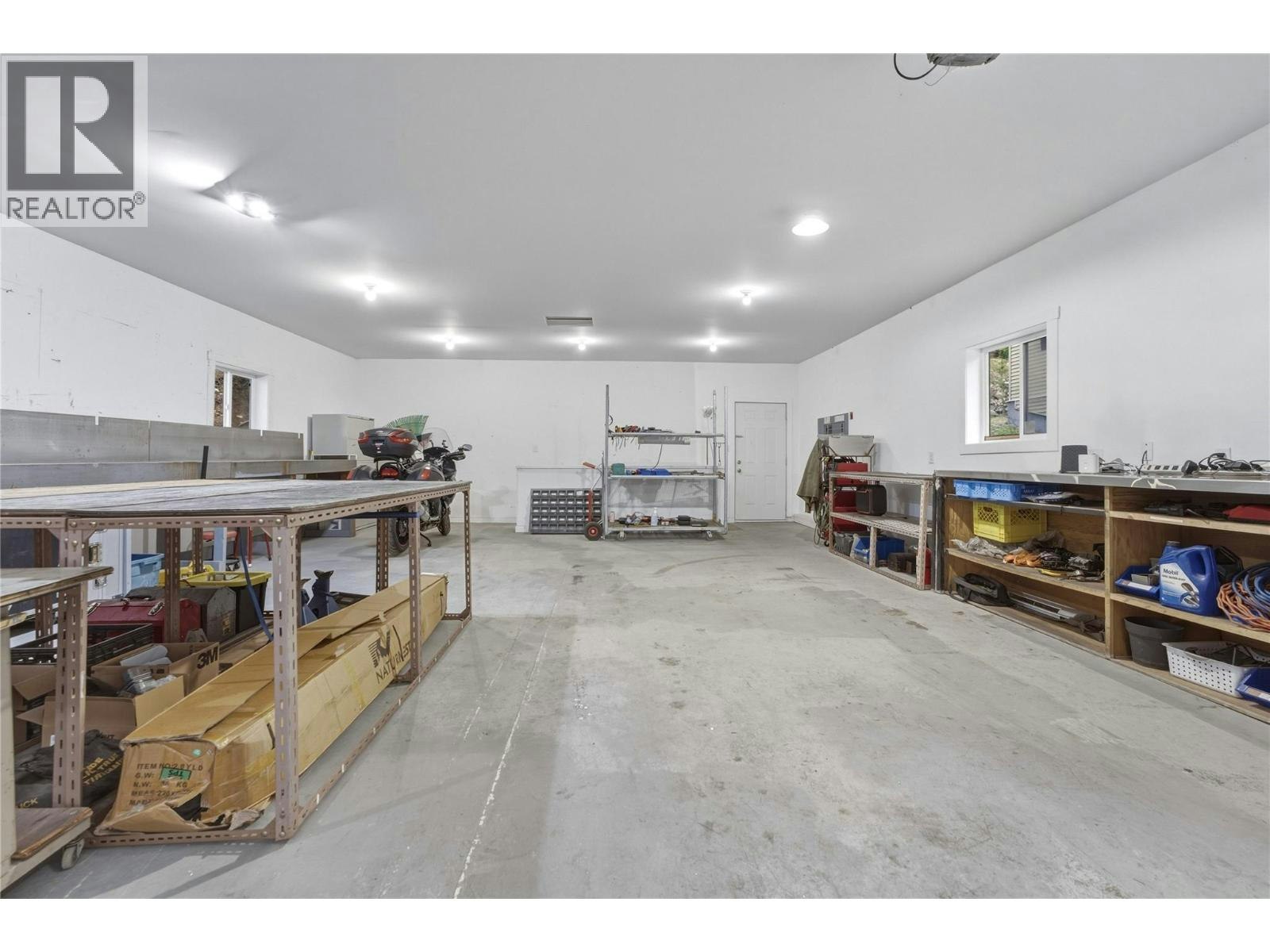 10824 Westshore Road, West Kelowna, BC, V1H 2C3 - 40