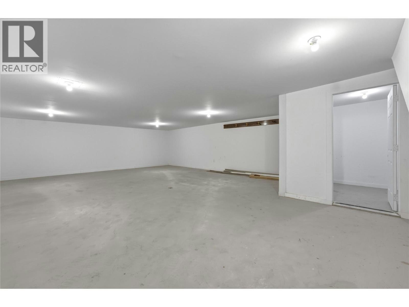 10824 Westshore Road, West Kelowna, BC, V1H 2C3 - 46