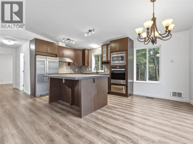 10824 Westshore Road, West Kelowna, BC, V1H 2C3 - 9