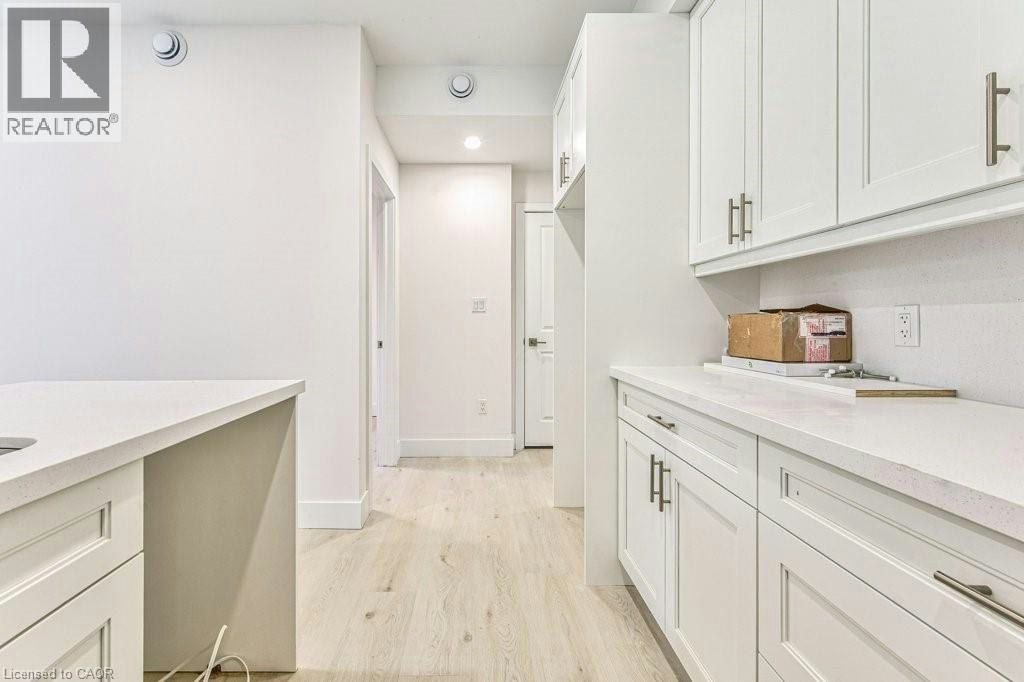 1-66 Gage Avenue, Kitchener, ON, N2G 2E2 - 4