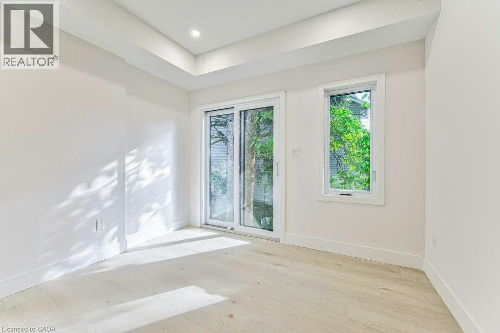 1-66 Gage Avenue, Kitchener, ON, N2G 2E2 - 3