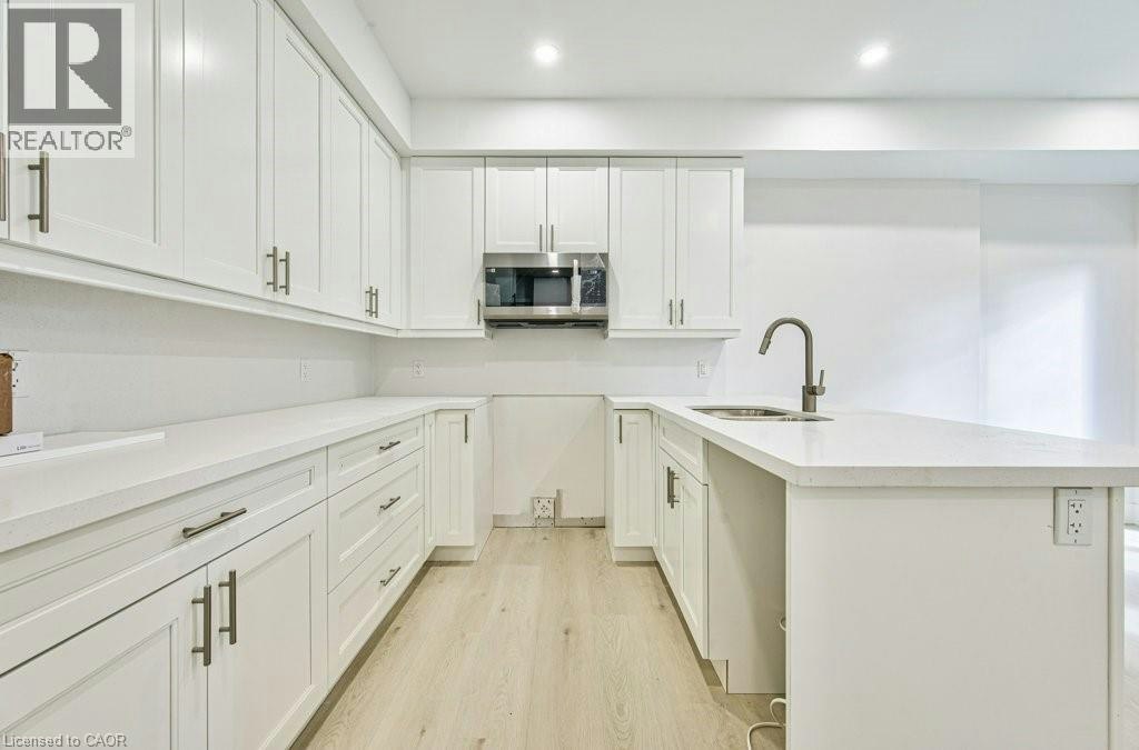 1-66 Gage Avenue, Kitchener, ON, N2G 2E2 - 6