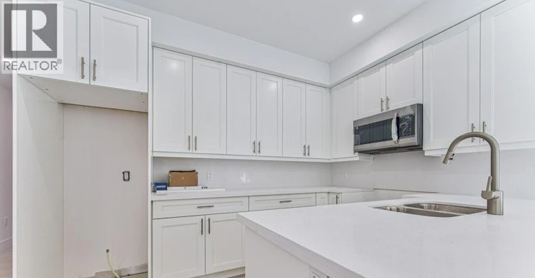 1-66 Gage Avenue, Kitchener, ON, N2G 2E2
