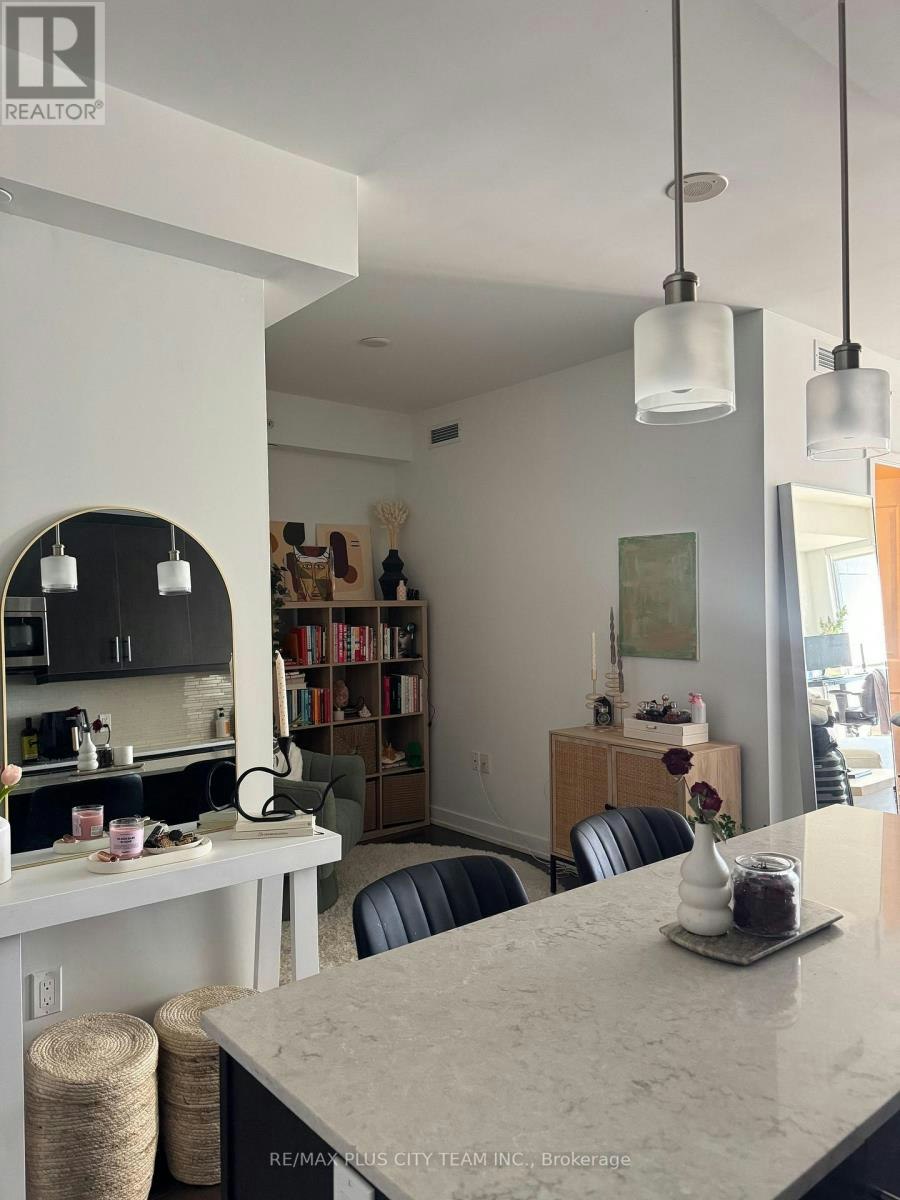2303-1 The Esplanade, Toronto, ON, M5E 0A8 - 6