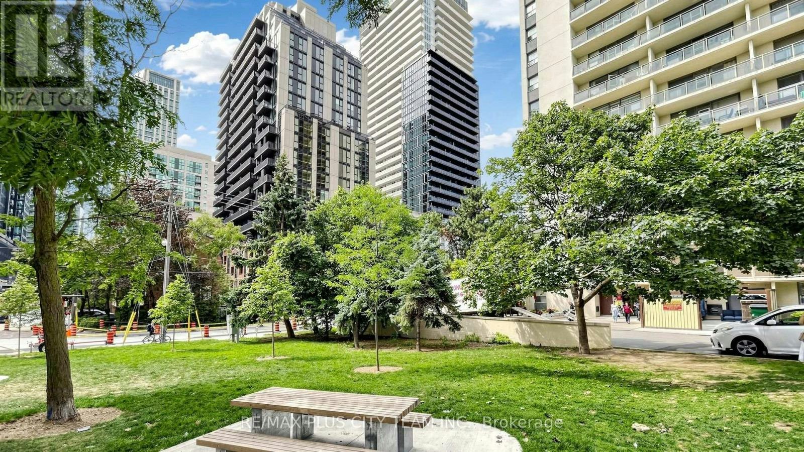 1801-109 Erskine Avenue, Toronto, ON, M4P 0G6 - 30