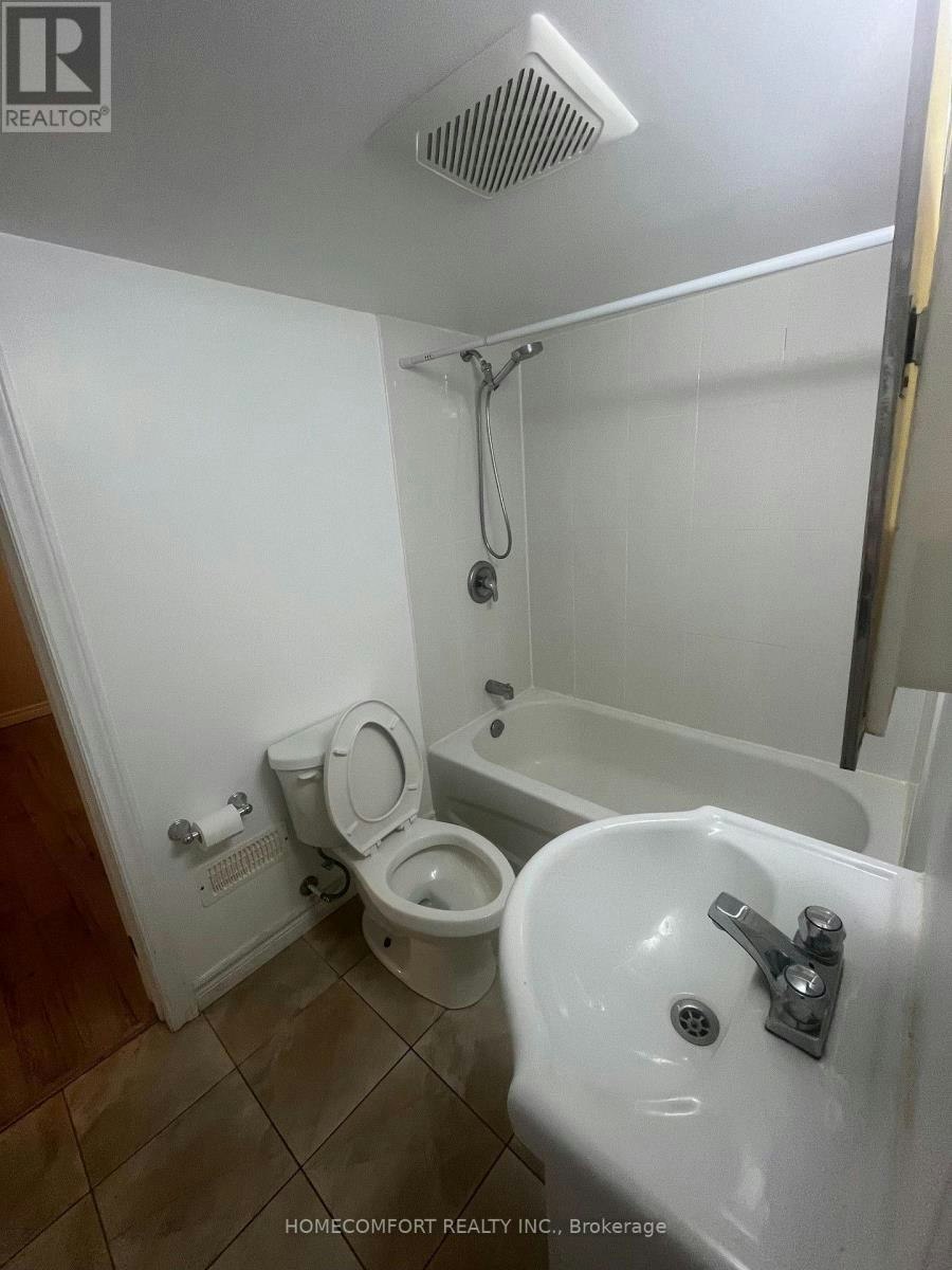 BSMT-169 Willowbrook Road, Markham, ON, L3T 5L5 - 9