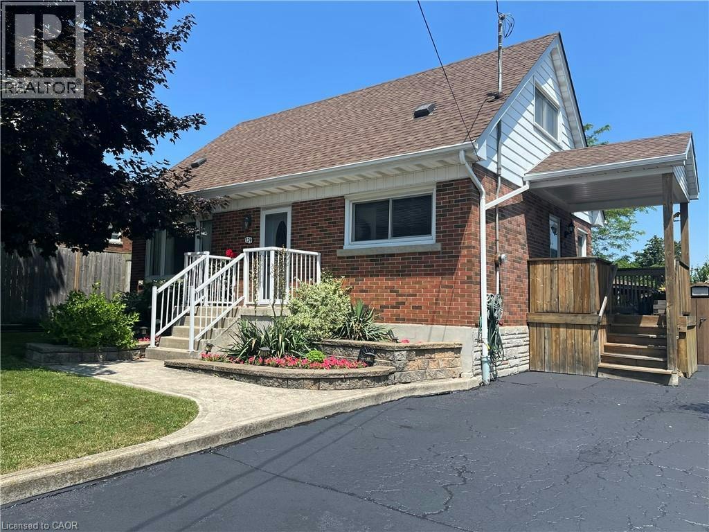 129 Broker Drive, Hamilton, ON, L8T 2B8