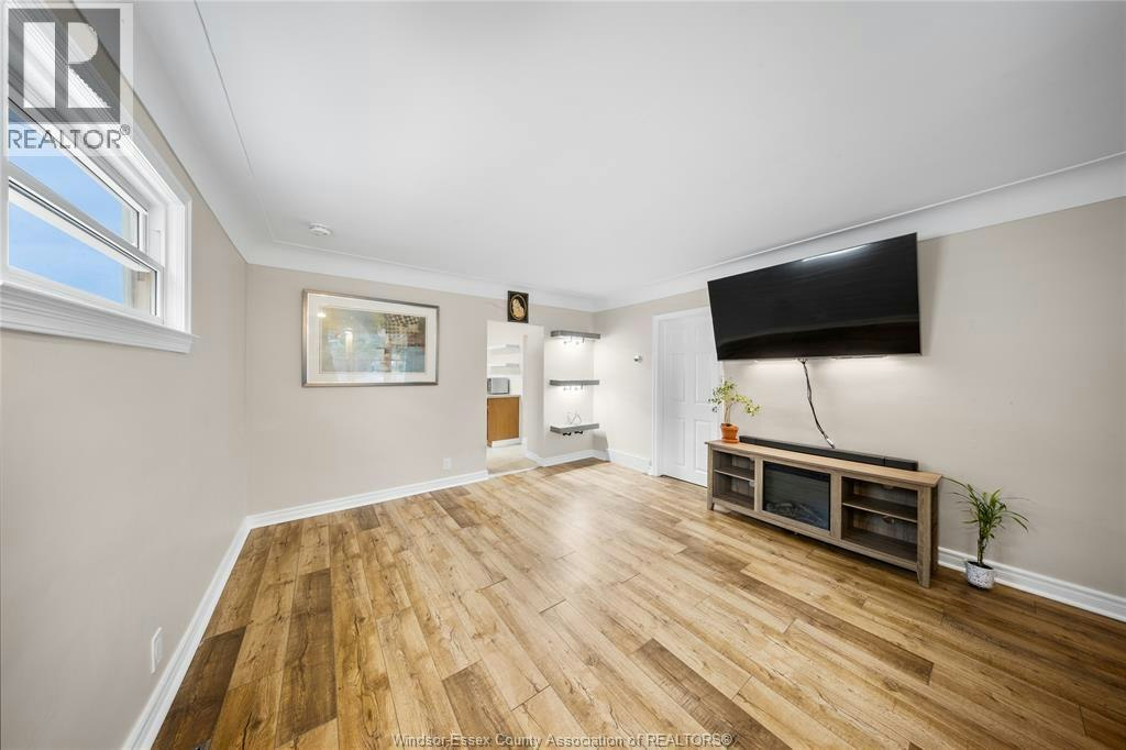 2682 Clemenceau Boulevard, Windsor, ON, N8T 2P6 - 3