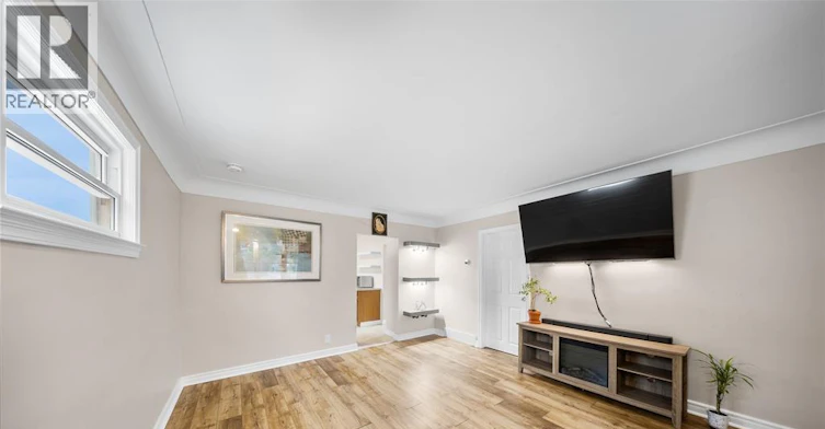 2682 Clemenceau Boulevard, Windsor, ON, N8T 2P6 - 3