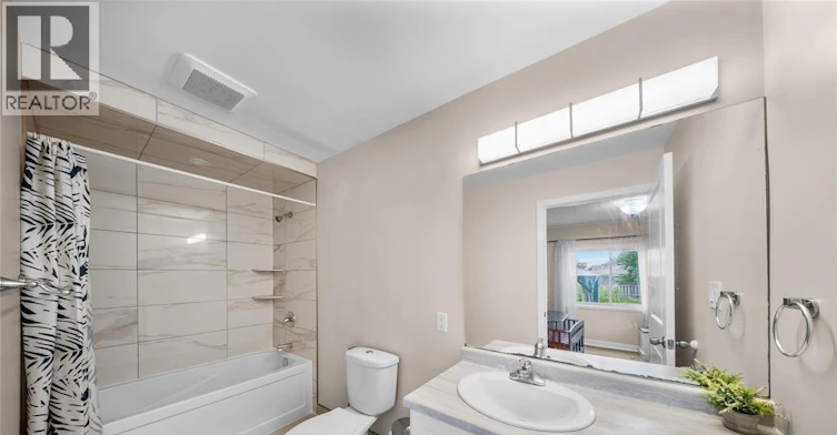 2682 Clemenceau Boulevard, Windsor, ON, N8T 2P6 - 13