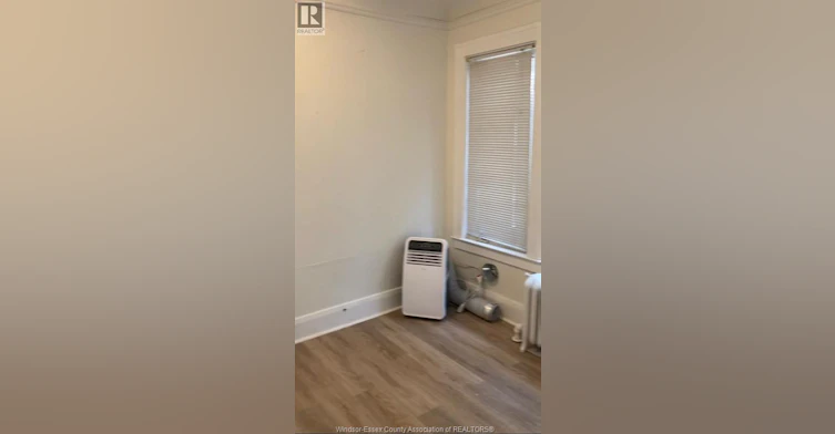 1 - Main-456 Askin Avenue, Windsor, ON, N9B 2X4 - 10