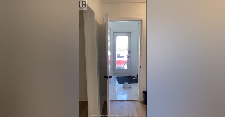 1 - Main-456 Askin Avenue, Windsor, ON, N9B 2X4 - 12