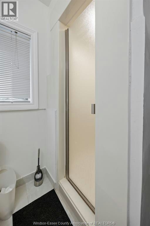 2 - Main-456 Askin Avenue, Windsor, ON, N9B 2X4 - 14