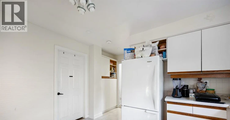 2 - Main-456 Askin Avenue, Windsor, ON, N9B 2X4 - 9