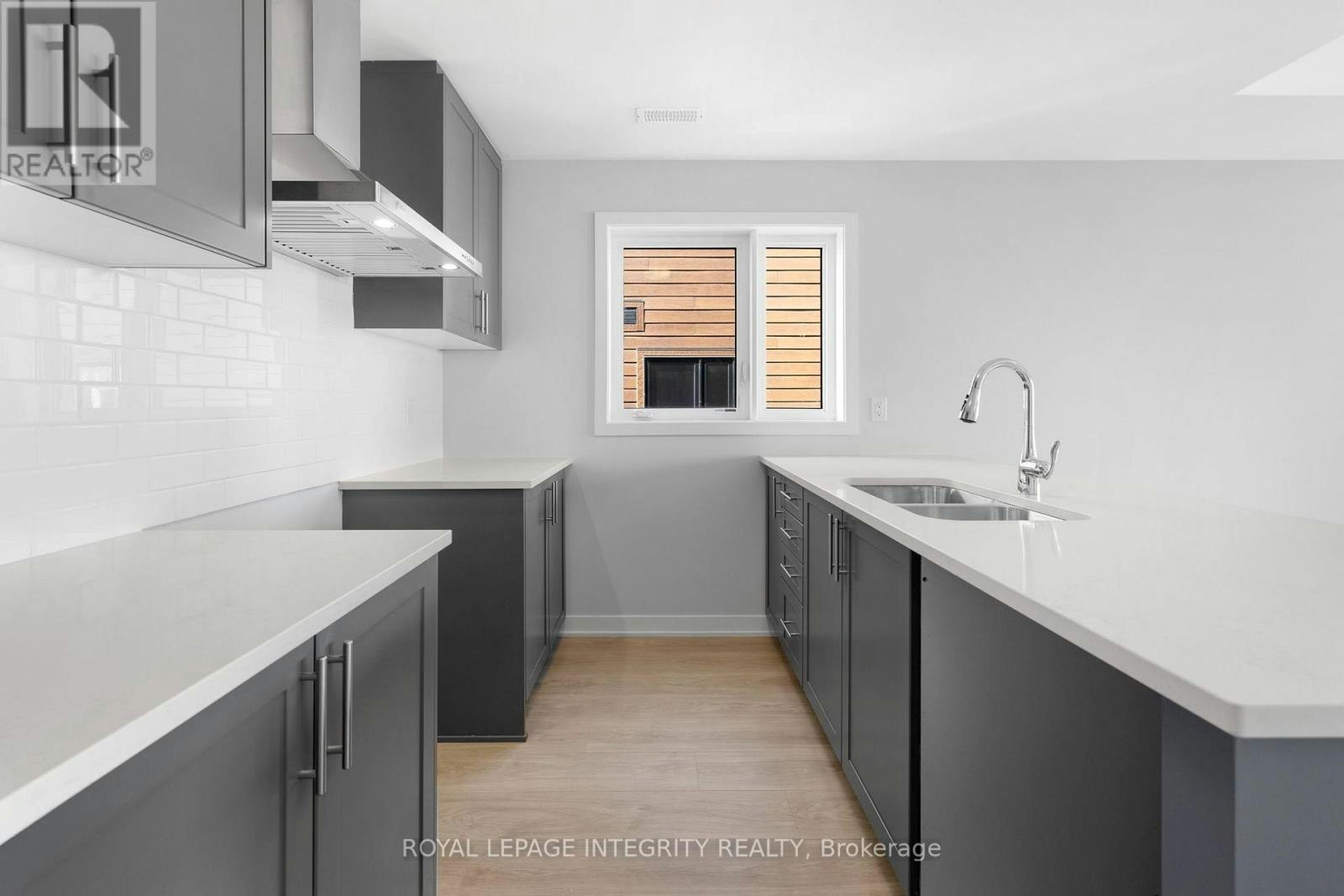 622 Parnian Private, Ottawa, ON, K2J 7K6 - 9