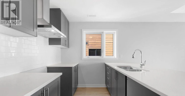 622 Parnian Private, Ottawa, ON, K2J 7K6 - 9