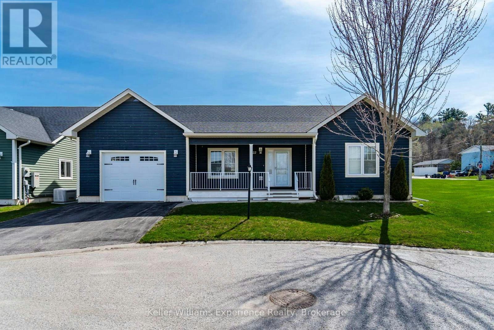 22 Grew Crescent, Penetanguishene, ON, L9M 0A4