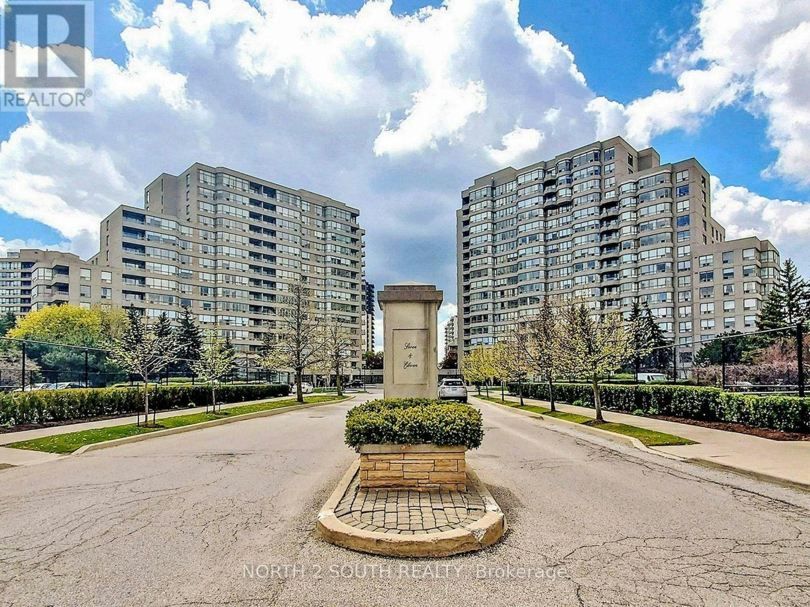 401-11 Townsgate Drive, Vaughan, ON, L4J 8G4