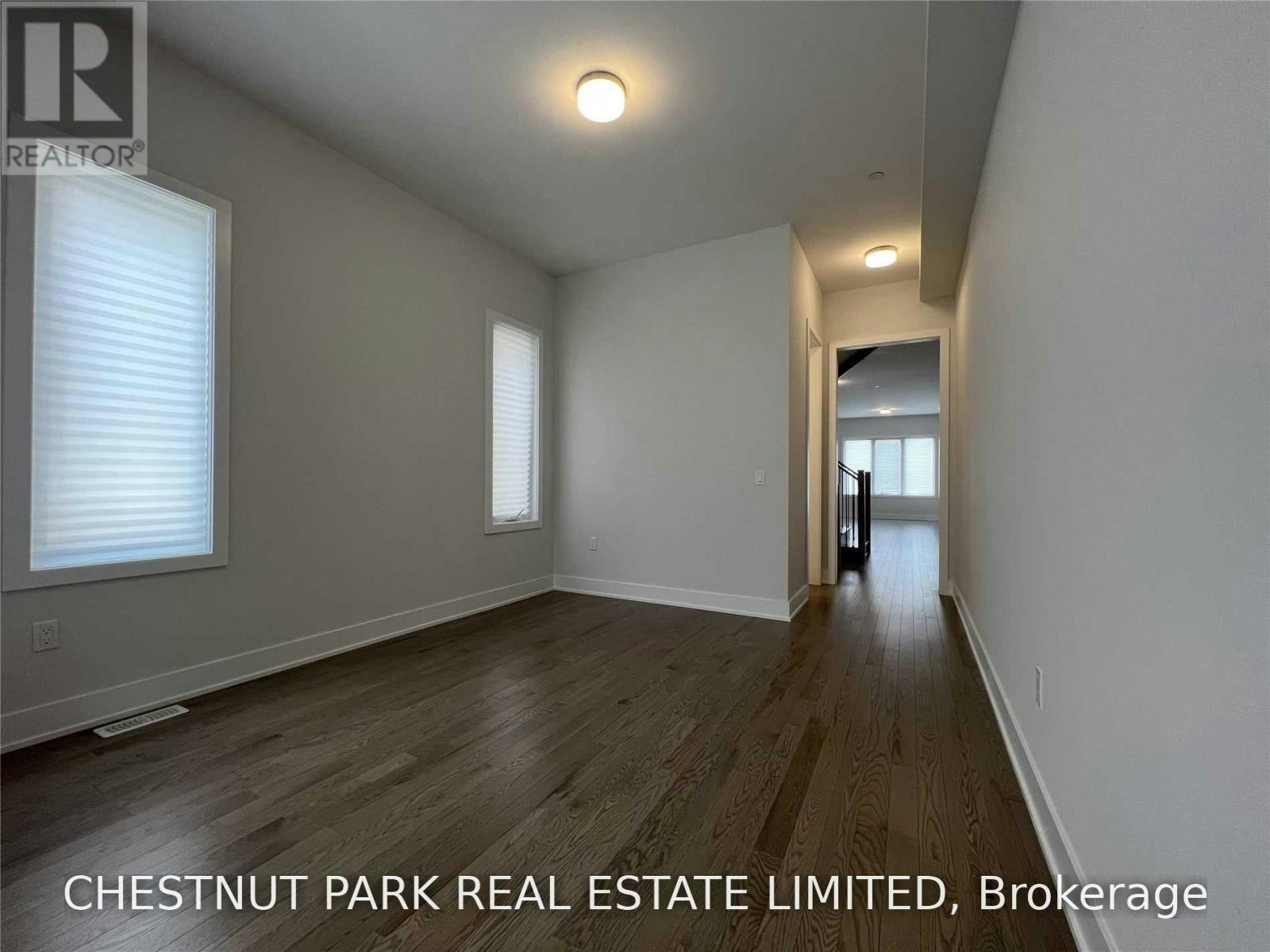 169 Sikura Circle, Aurora, ON, L4G 3Z1 - 2