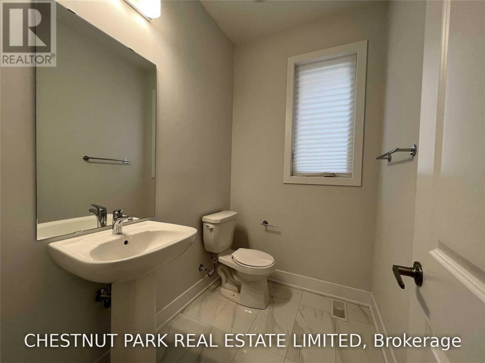 169 Sikura Circle, Aurora, ON, L4G 3Z1 - 3