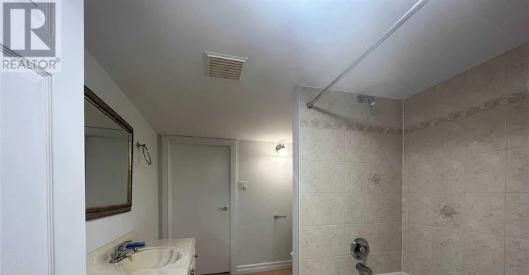 LOWER-1648 Sunnycove Drive, Mississauga, ON, L4X 1B7 - 13