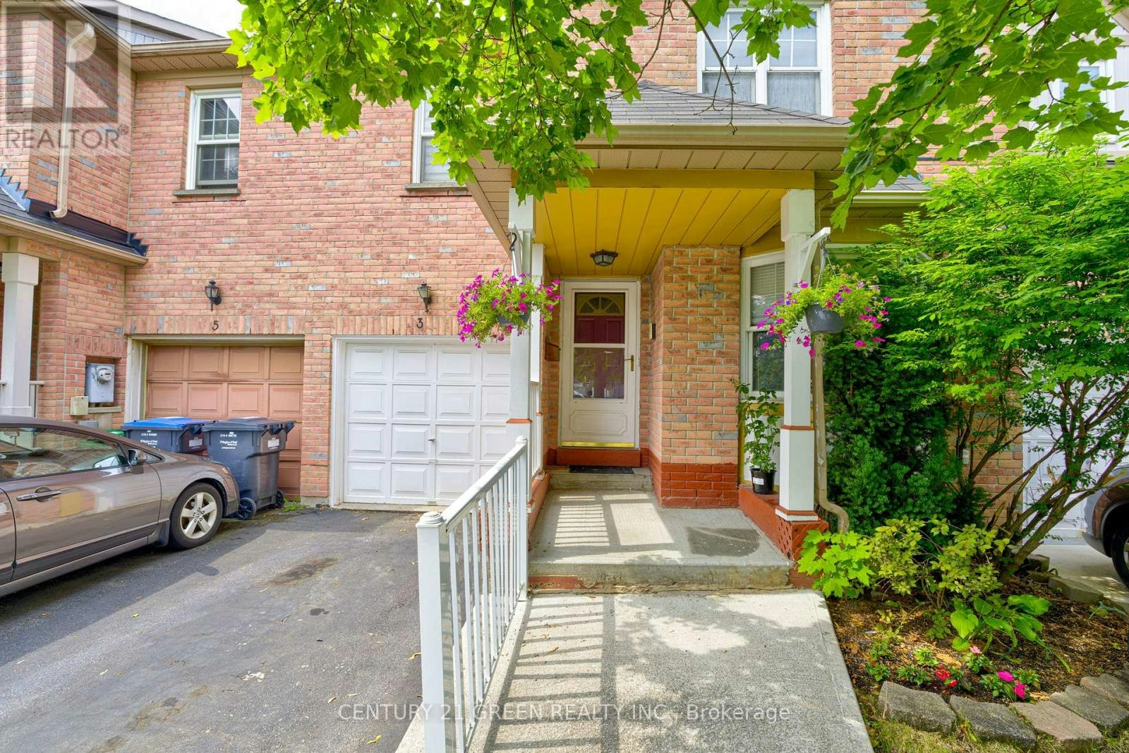 3 Desert Sand Drive, Brampton, ON, L6R 1P9