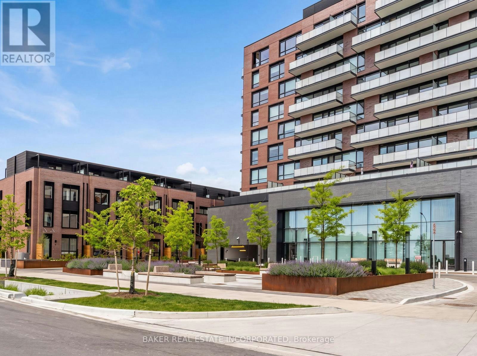 201-251 Masonry Way, Mississauga, ON, L5H 0B3