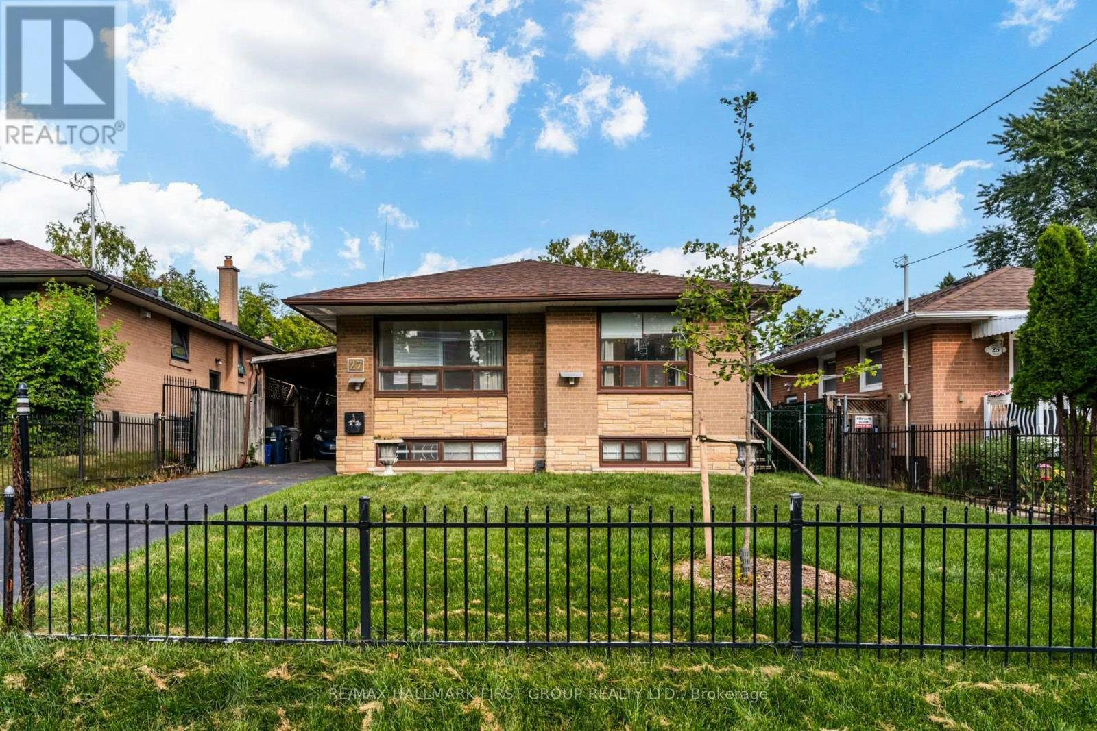 27 Nipissing Drive, Toronto, ON, M9B 4V4